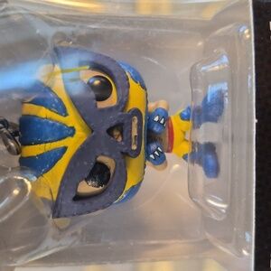 Funko × Marvel- EL ANIMAL INDESTRUCTIBLE POP Keychain with Red and Blue Mask.